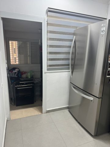 האתרוג 8