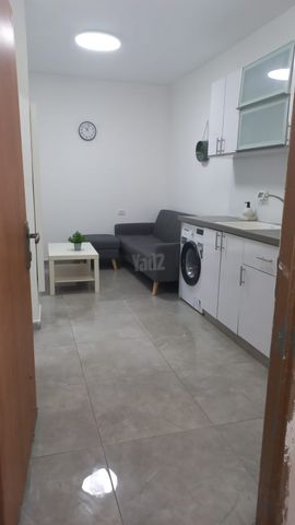 החשמל 12