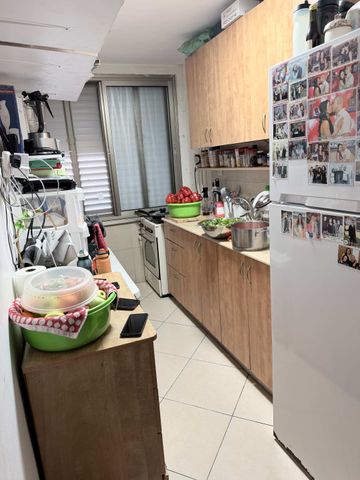 גיורא יוספטל 34