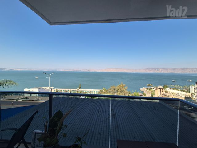 הצנחנים 