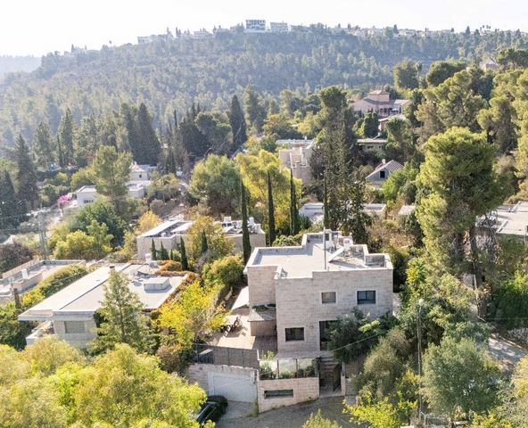 שכונה א'