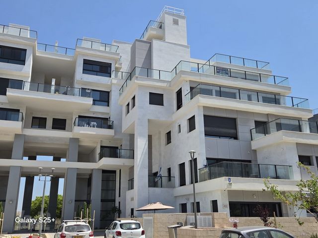 יעקב דורי 