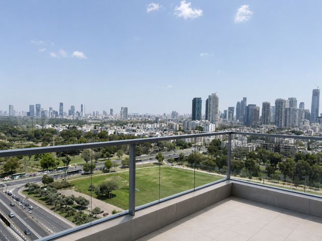 דירה למכירה בתל אביב יפו (תיווך) — 2