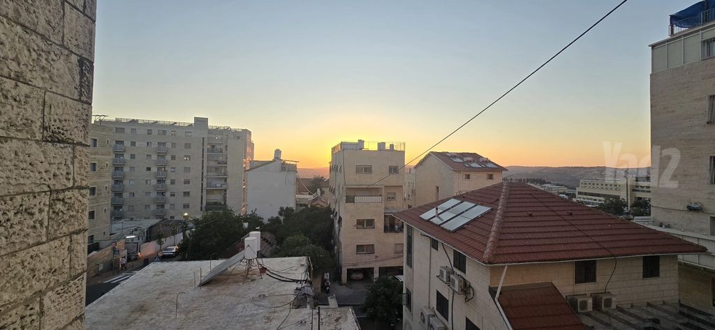 דירה למכירה בירושלים (תיווך) — 3