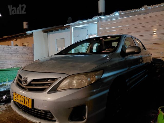 מודעת רכב טויוטה קורולה