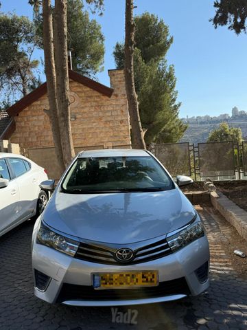 מודעת רכב טויוטה קורולה