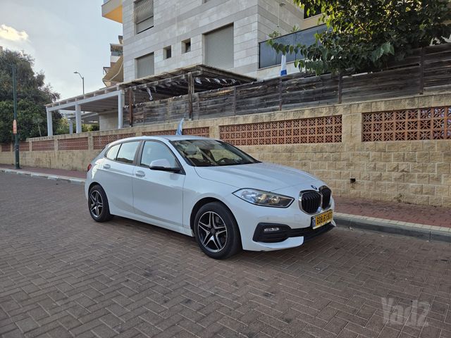 מודעת רכב ב מ וו סדרה 1