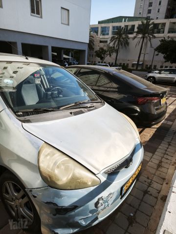 מודעת רכב הונדה ג'אז