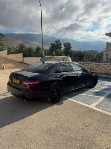 מודעת רכב מרצדס-בנץ E-class