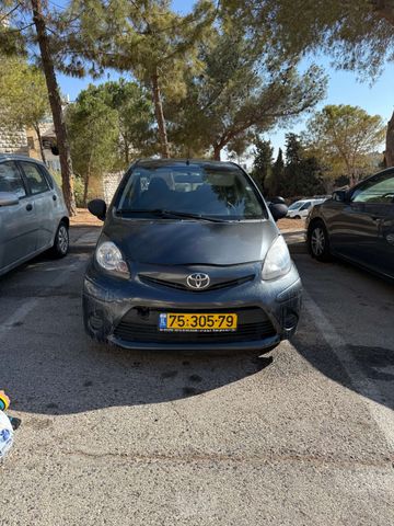 מודעת רכב טויוטה אייגו