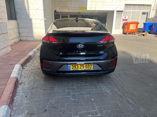 מודעת רכב יונדאי איוניק