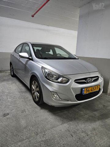 מודעת רכב יונדאי אקסנט i25