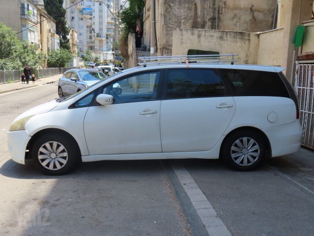 מודעת רכב מיצובישי גרנדיס
