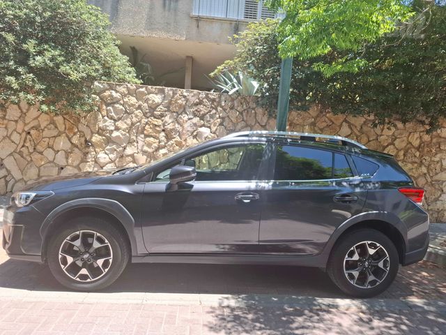 מודעת רכב סובארו XV