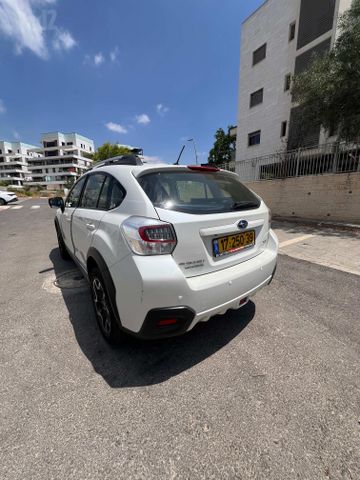 מודעת רכב סובארו XV