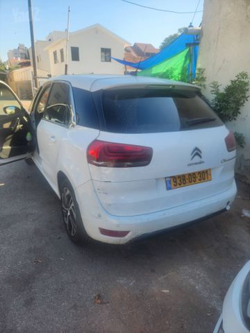 מודעת רכב סיטרואן C4 פיקאסו