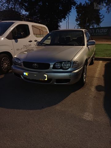 מודעת רכב טויוטה קורולה