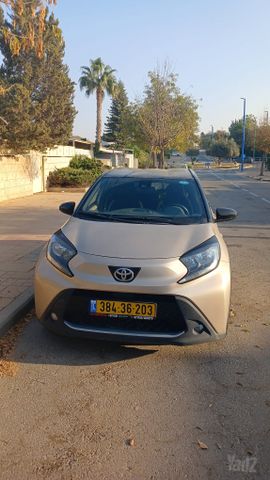 מודעת רכב טויוטה אייגו X