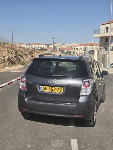 מודעת רכב טויוטה ורסו