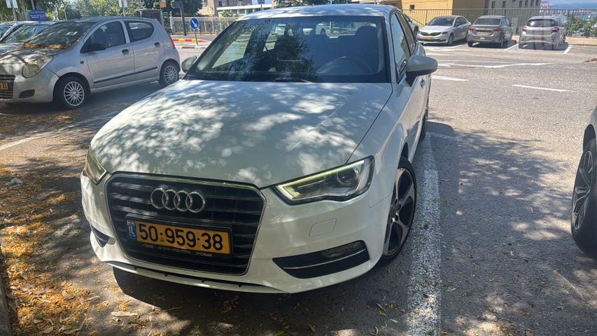 מודעת רכב אאודי A3