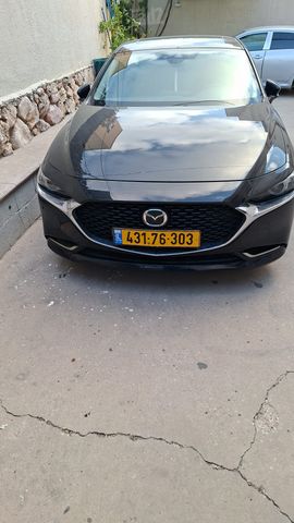 מודעת רכב מאזדה 3