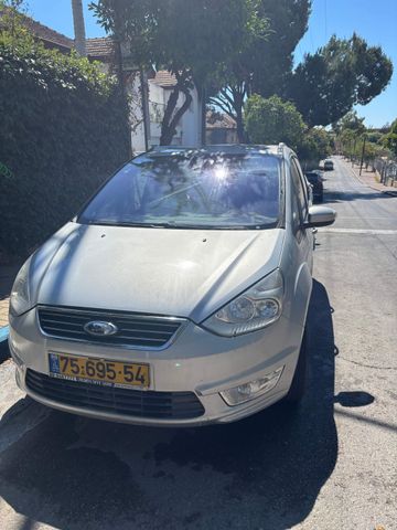 מודעת רכב פורד גלאקסי