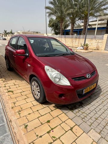 מודעת רכב יונדאי i20