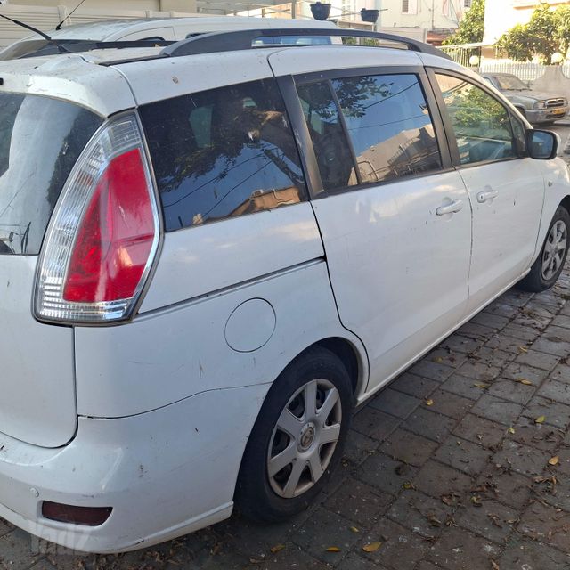 מודעת רכב מאזדה 5