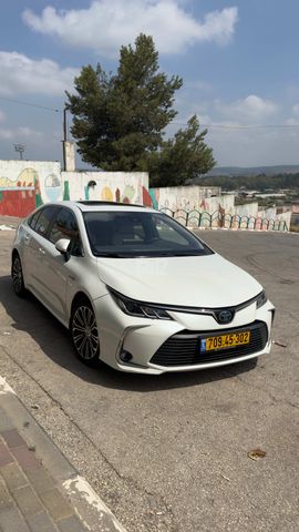 מודעת רכב טויוטה קורולה