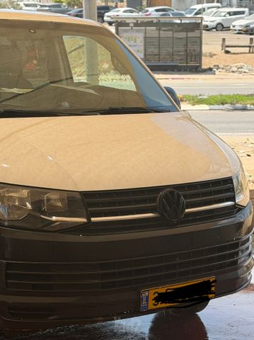 מודעת רכב פולקסווגן טרנספורטר