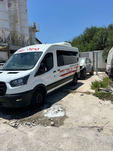 מודעת רכב פורד טרנזיט