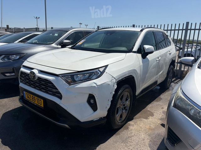 מודעת רכב טויוטה RAV4