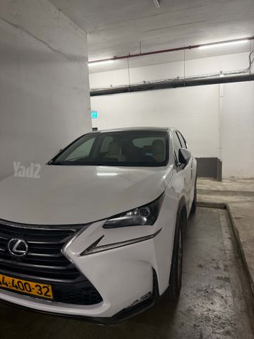מודעת רכב לקסוס NX
