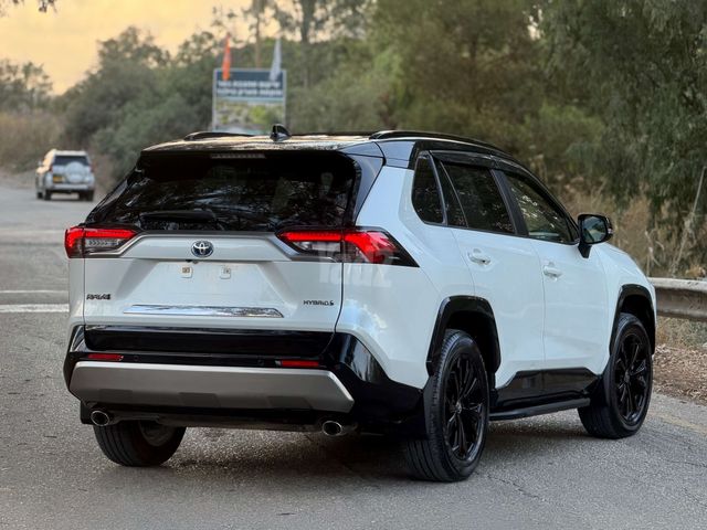 מודעת רכב טויוטה RAV4