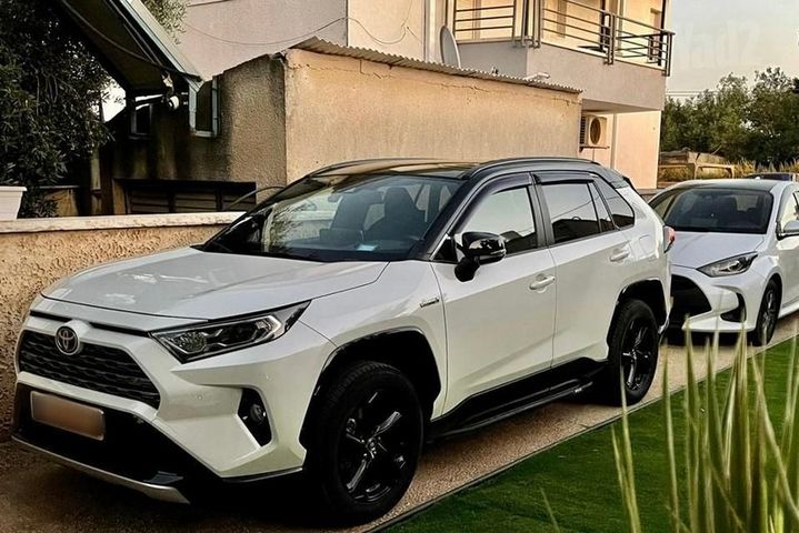 מודעת רכב טויוטה RAV4