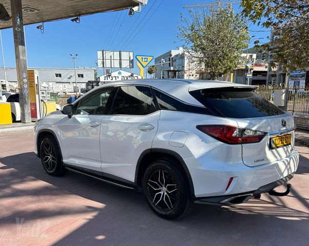 מודעת רכב לקסוס RX