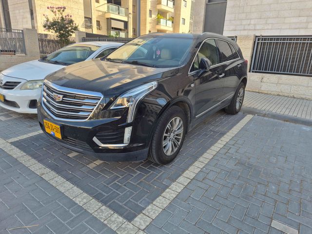 מודעת רכב קאדילק XT5