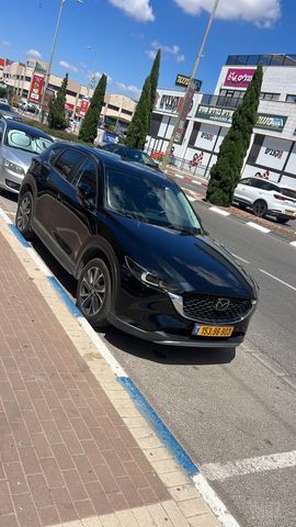מודעת רכב מאזדה CX-5
