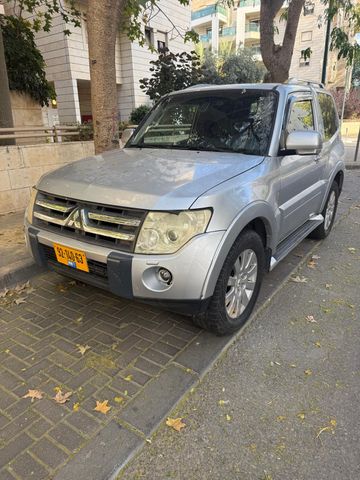 מודעת רכב מיצובישי פג'רו