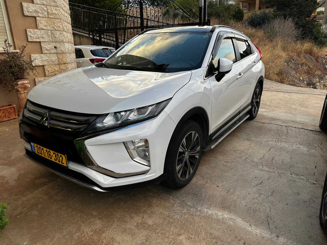 מודעת רכב מיצובישי אקליפס קרוס