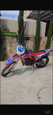 מודעת רכב בטא איקסטריינר 300