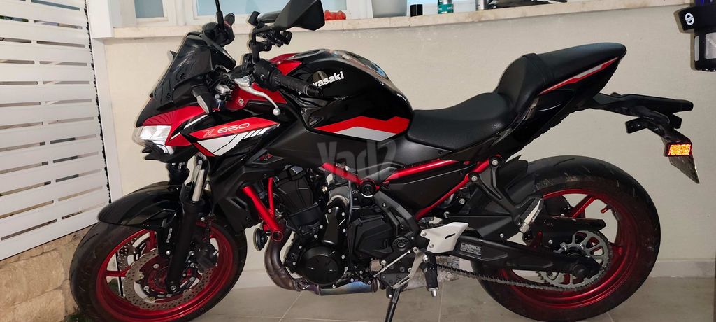 מודעת רכב קאוואסאקי Z650