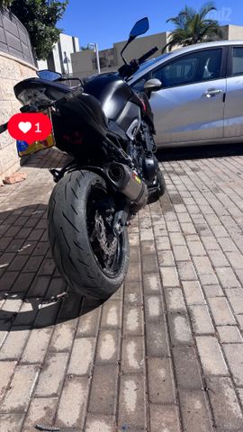 מודעת רכב קאוואסאקי Z900