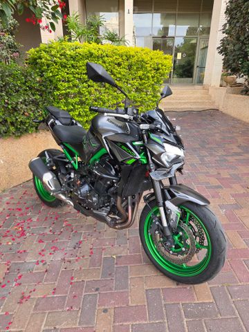 מודעת רכב קאוואסאקי Z900