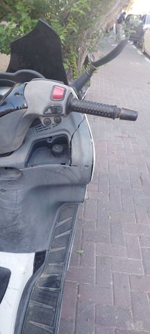 מודעת רכב פיאג'ו X-Evo 250