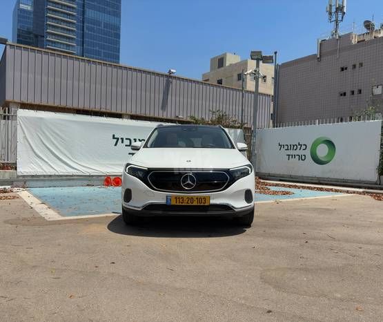 מודעת רכב מרצדס-בנץ EQA