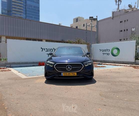 מודעת רכב מרצדס-בנץ E-class
