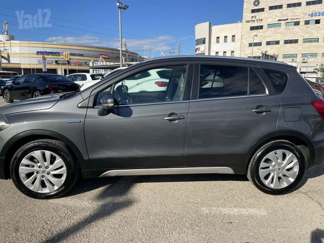 מודעת רכב סוזוקי S-Cross 1