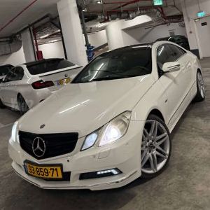 מודעת רכב מרצדס-בנץ E-class