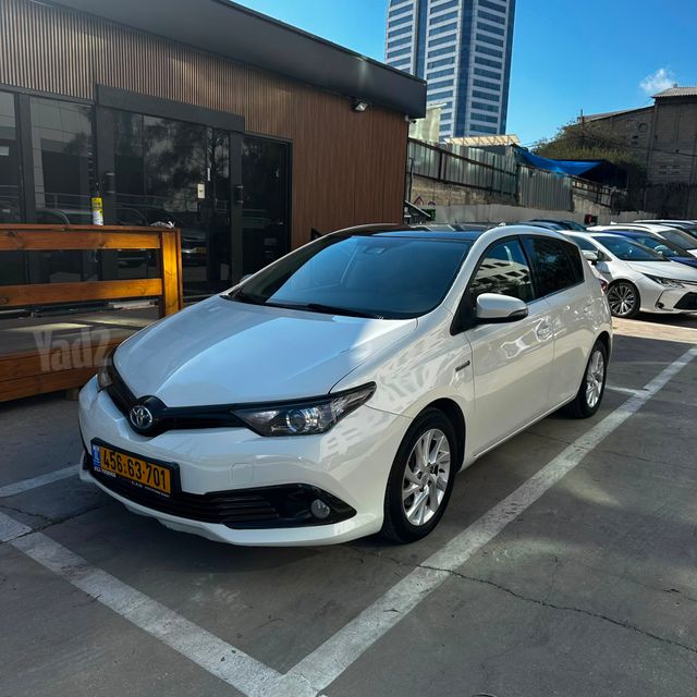 מודעת רכב טויוטה אוריס